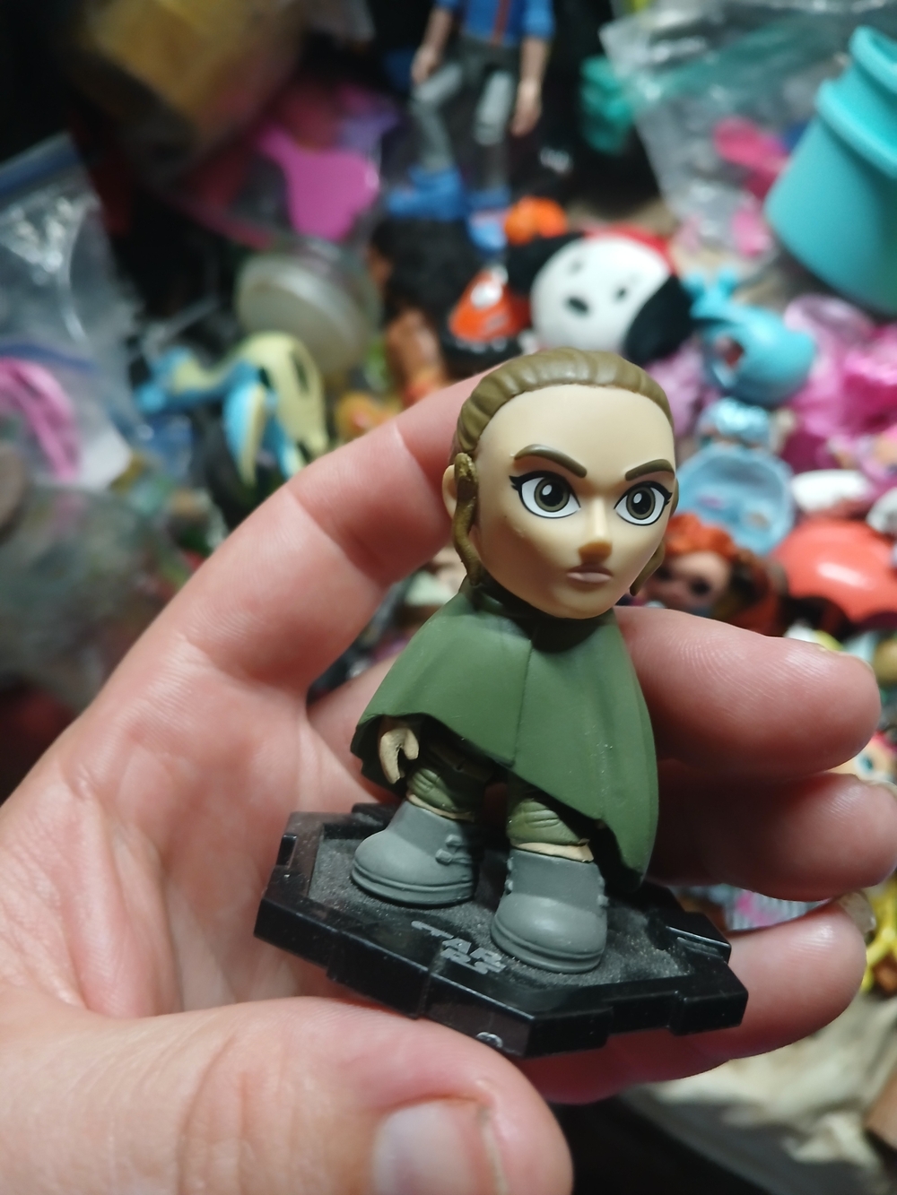 the Funko Star Wars: The Last Jedi Mystery Minis - Rey (in Cloak)